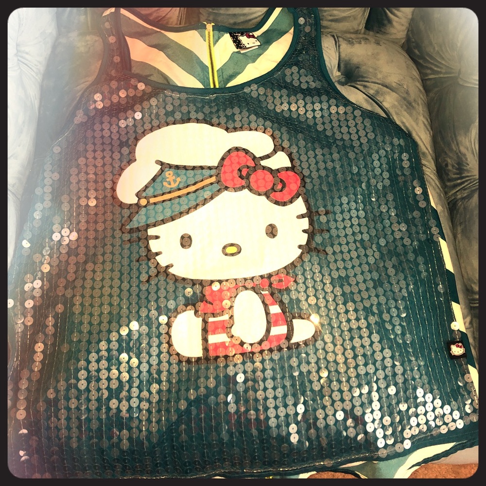 Hello kitty t-shirt